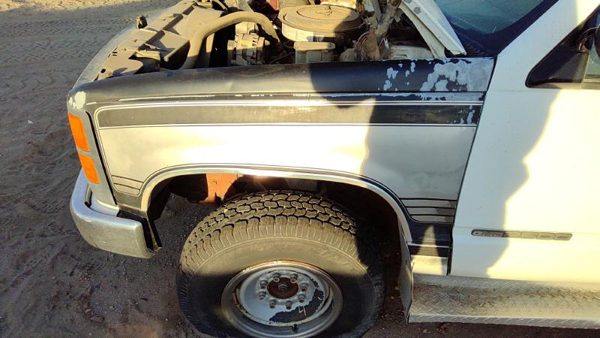 1988-2000 Gmc Sierra 2500 Driver Left Front Fender Oem White 15029229 — photo 4