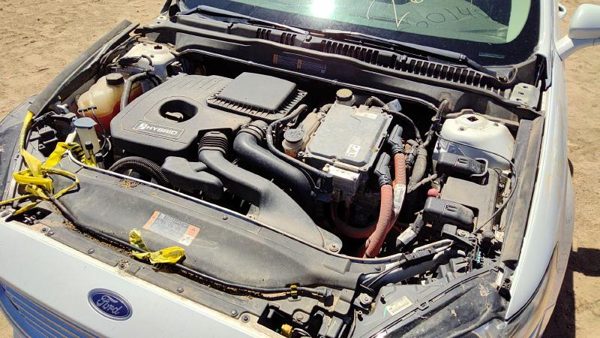 2013 Ford Fusion — vehicle photo 2