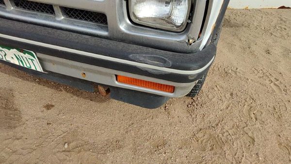 1991-1994 Chevy S10 Blazer Front Bumper With Brackets Assembly Oem 15961870 — photo 4