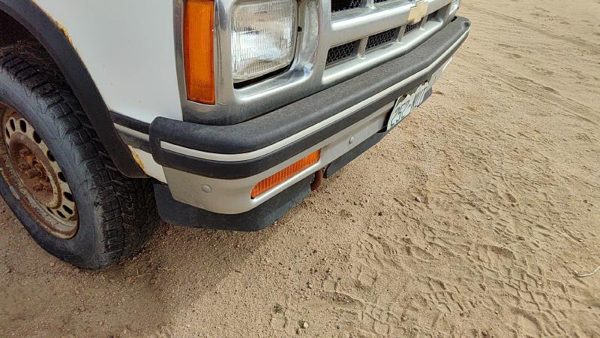 1991-1994 Chevy S10 Blazer Front Bumper With Brackets Assembly Oem 15961870 — photo 8