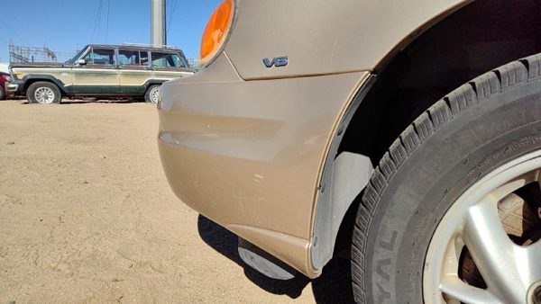 2003-2005 Pontiac Grand Am Front Bumper Cover Assembly Oem 33U Champagne Beige — photo 3