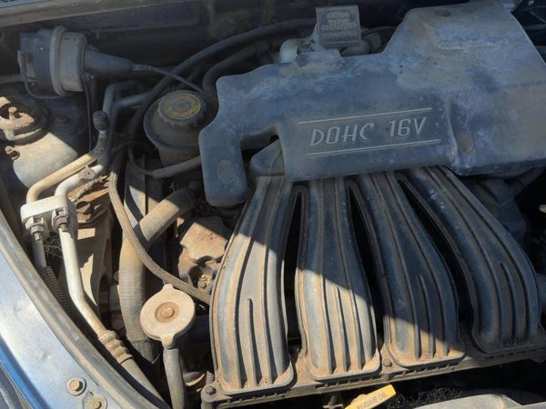 2001-2003 Chrysler Pt Cruiser Cylinder Head Assembly Oem 2.4L Egr 04781678Aa — photo 2