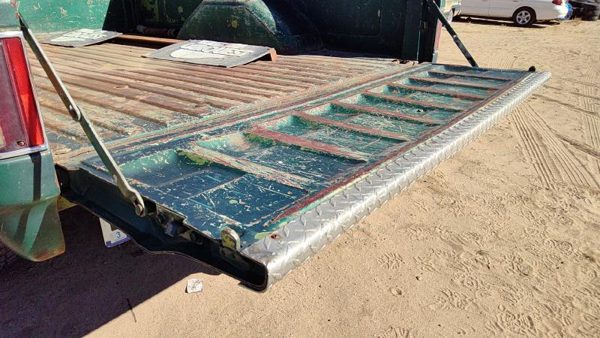 1973-1980 Silverado C10 Tail Gate Assembly Oem Green 00345806 — photo 7