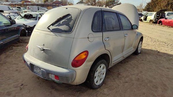 2002 Chrysler PT Cruiser — vehicle photo 3