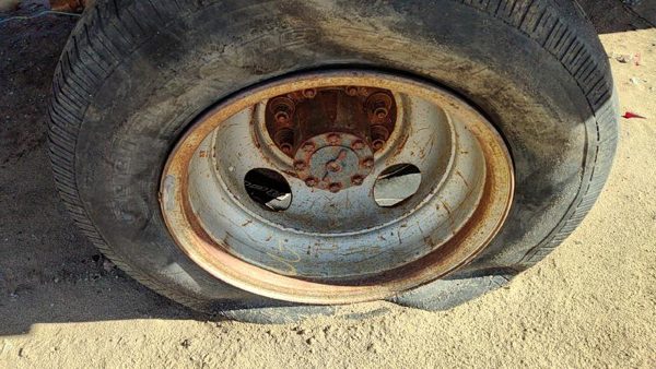 1996 Ford F350 Wheel 3 — photo 3