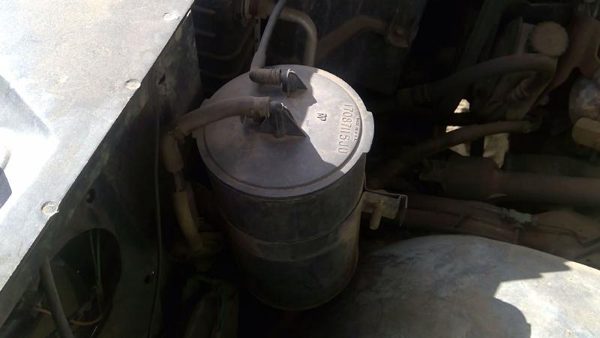 1988 Gmc Sierra 2500 Fuel Vapor Canister Oem Charcoal Housing 17087115 — photo 2