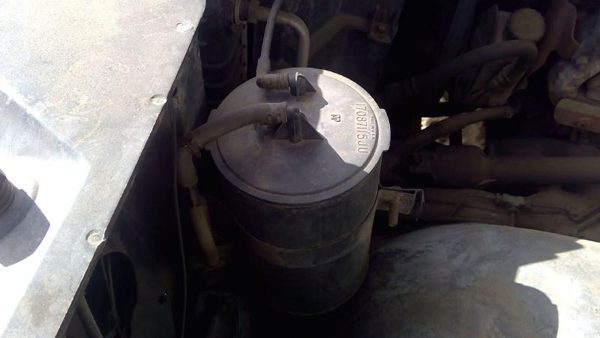 1988 Gmc Sierra 2500 Fuel Vapor Canister Oem Charcoal Housing 17087115 — photo 1