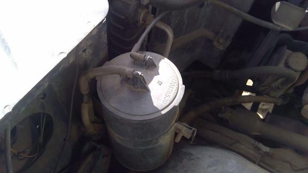 1988 Gmc Sierra 2500 Fuel Vapor Canister Oem Charcoal Housing 17087115 — photo 6