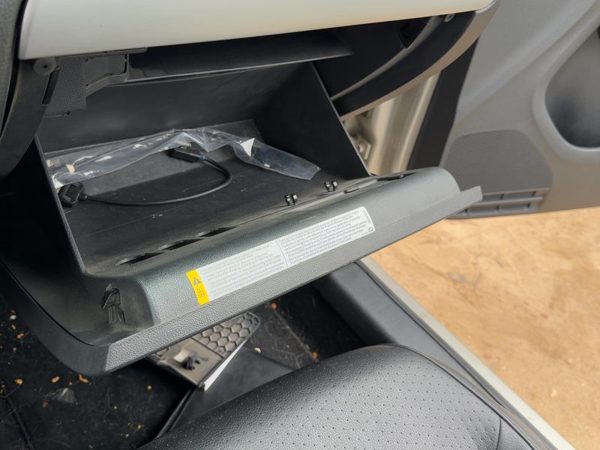 2011-2014 Vw Jetta Glove Box Assembly Complete Door With Latch Oem Black — photo 4
