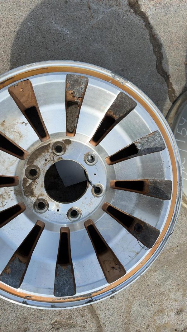 1984-1986 Jeep Grand Wagoneer 15Aluminum wheel OEM Factory Rim J5365093 — photo 5