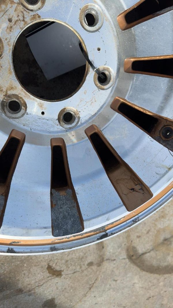 1984-1986 Jeep Grand Wagoneer 15Aluminum wheel OEM Factory Rim J5365093 — photo 14