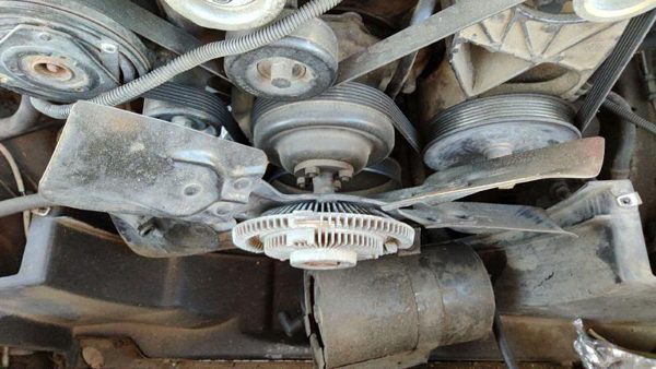 1994 Suburban 1500 Fan Clutch — photo 3