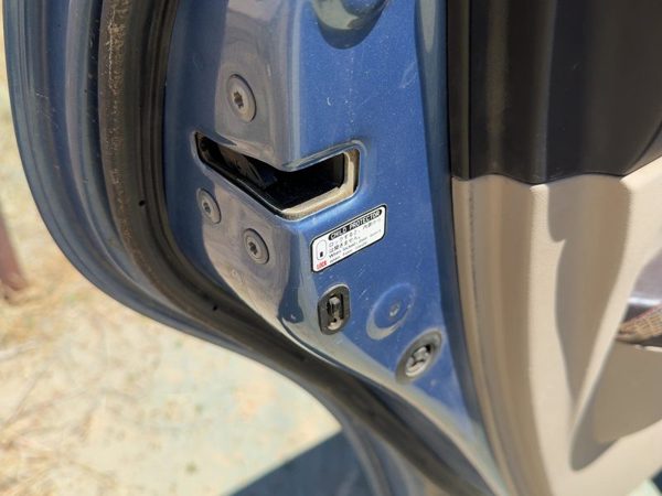 2004-2009 Toyota Prius Driver Left Rear Door Latch With Rods/Cables Oem Back — photo 3