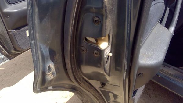 89-93 Mitsubishi Galant Vr-4 Driver Left Rear Door Latch Mechanism Lock Assembly — photo 4