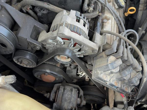 1993-1995 Olds Eighty Eight Timing Cover Oem 3.8L 24503274 — photo 3