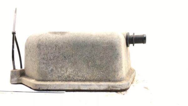 2000-2004 Ford Focus Valve Cover Oem 2.0L At Sohc Ys4z6582ca — photo 6