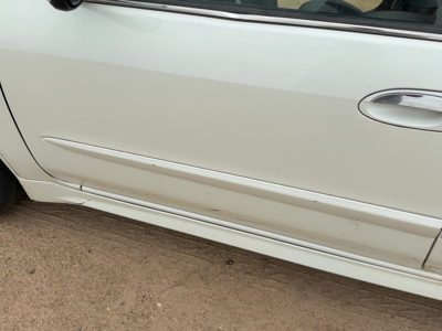 2000-2001 Infiniti I30 Driver Left Front Moulding From Door Oem White 808712Y067