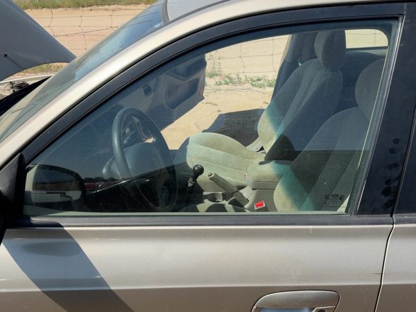 2001-2006 Hyundai Elantra Driver Left Front Side Window Door Glass Oem — photo 1