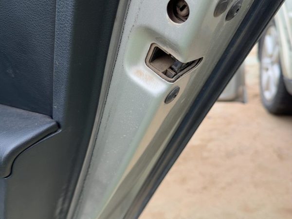 2011-2018 Vw Jetta Passenger Right Rear Door Latch With Rods/Cables Oem Back — photo 2
