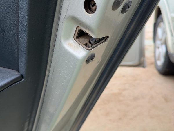 2011-2018 Vw Jetta Passenger Right Rear Door Latch With Rods/Cables Oem Back — photo 3