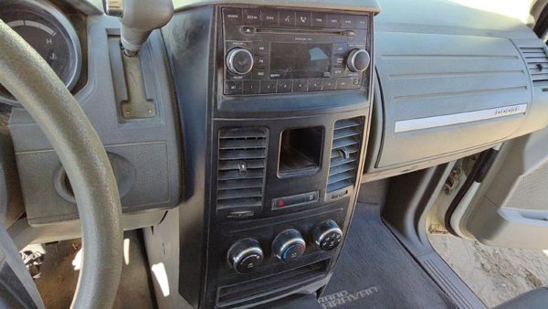 2008-2010 Dodge Grand Caravan Trim Bezel Around Radio Surround Dash Panel Oem — photo 3