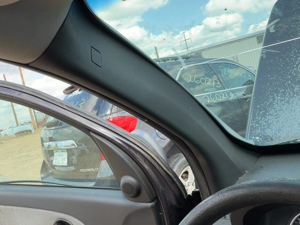 2006 Chevy Equinox Driver Left A Pillar Trim Windshield Post Panel Oem — photo 1
