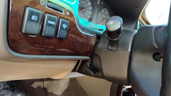 2000 Subaru Legacy Dash Panel Tan 040 — photo 6