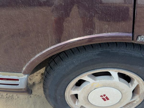 1994 Olds Eighty Eight Passenger Right Rear Moulding On Quarter Panel Oem Maroon — photo 3