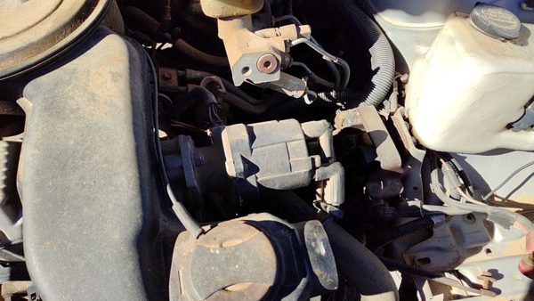 1985-1986 Pontiac Sunbird Ignition Distributor Oem 1.8L 01103609 — photo 2