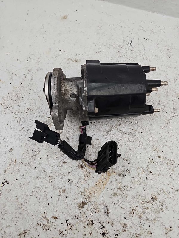 1985-1986 Pontiac Sunbird Ignition Distributor Oem 1.8L 01103609 — photo 10