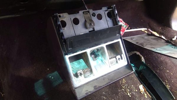 1993-1994 Cadillac Fleetwood Ash Tray Assembly Oem Slide Out Dash 10242749 — photo 2