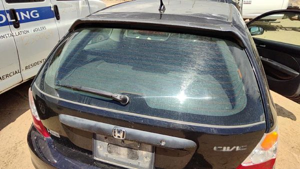2004 Honda Civic Back Glass/window — photo 3