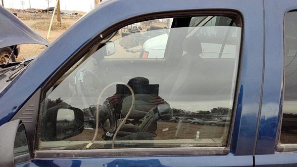2002-2006 Jeep Liberty Driver Left Front Side Window Door Glass Oem 55360375Ac — photo 2