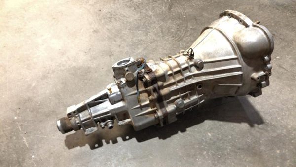 1986-1987 Isuzu Pup Pickup 5 Speed Manual Transmission Oem 2.3L 5 Sp 4X2 — photo 3
