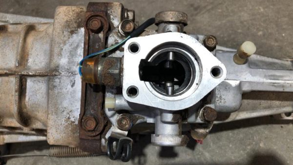 1986-1987 Isuzu Pup Pickup 5 Speed Manual Transmission Oem 2.3L 5 Sp 4X2 — photo 7