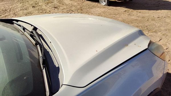 2012 Subaru Legacy Hood 7J Satin White — photo 3