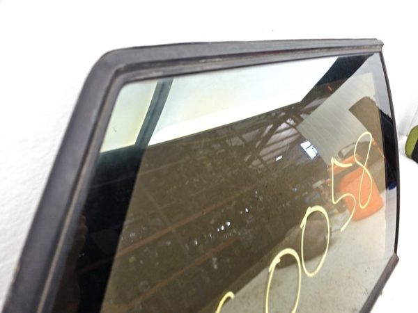 91-94 Chevy S10 Blazer Passenger Right Rear Quarter Glass Back Side Window Oem — photo 8