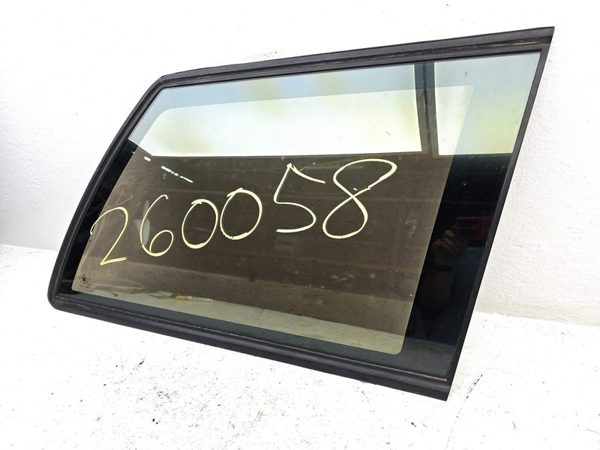 91-94 Chevy S10 Blazer Passenger Right Rear Quarter Glass Back Side Window Oem — photo 1