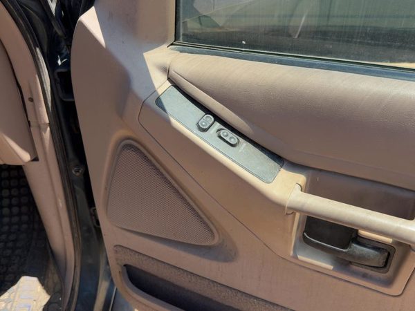1994 Ford Explorer 2 Dr Passenger Right Front Door Trim Panel With Switches Tan — photo 5