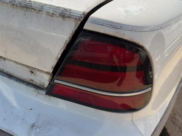 1992-1998 Olds Eighty Eight Passenger Right Tail Light Brake Lamp Oem Rear — photo 1