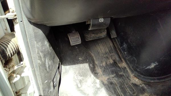 03-14 Chevy Express Van Parking Brake Pedal Assembly Oem Complete Emergency Unit — photo 4