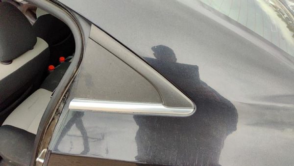 2011 Chevy Cruze Quarter Panel Moulding LH Driver Left Rear On OEM Black Gar — photo 3