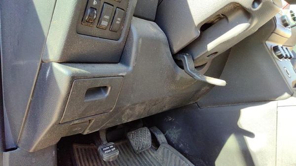 2008-2015 Nissan Rogue Lower Dash Under Column Knee Bolster Trim Panel G Black — photo 2
