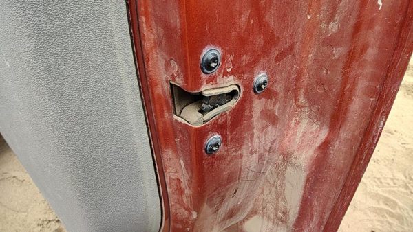 2005-2010 Chevy Cobalt Passenger Right Front Door Latch With Rods/Cables Oem — photo 3