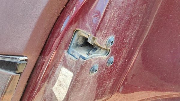 92-99 Buick Lesabre Passenger Right Rear Door Latch With Rods/Cables Oem Back — photo 2