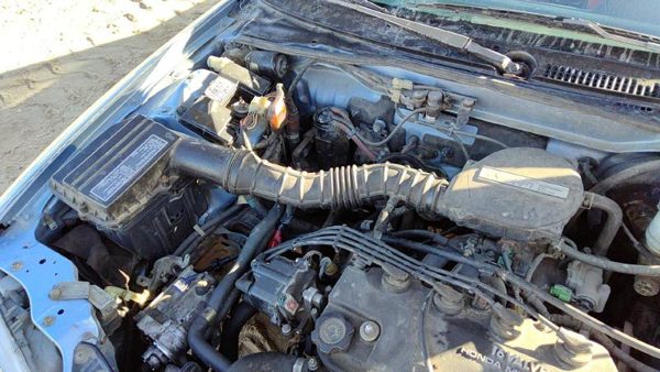 88-91 Civic Complete Air Intake Cleaner Filter Box Housing With Tube 1.5L Sedan — photo 1