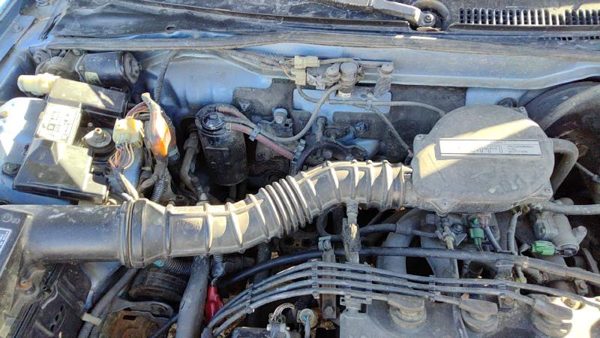 88-91 Civic Complete Air Intake Cleaner Filter Box Housing With Tube 1.5L Sedan — photo 3
