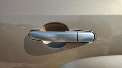 2006 Chevrolet HHR Outside Door Handle LH Chevy Gold 15U