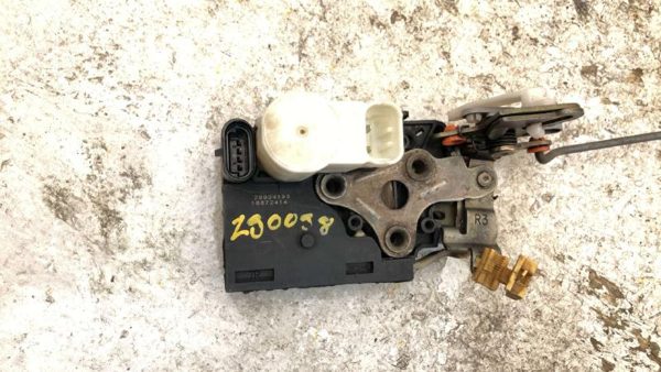 2005 Sierra 1500 Hd Passenger Right Rear Door Latch With Rods/Cables Oem Back — photo 13