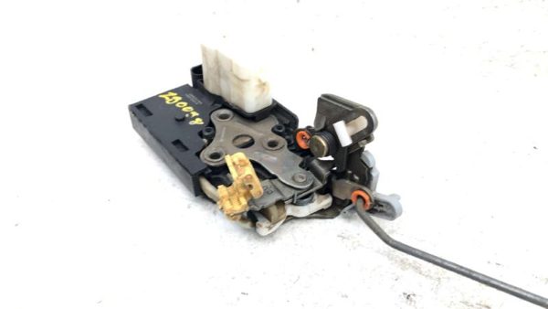 2005 Sierra 1500 Hd Passenger Right Rear Door Latch With Rods/Cables Oem Back — photo 11